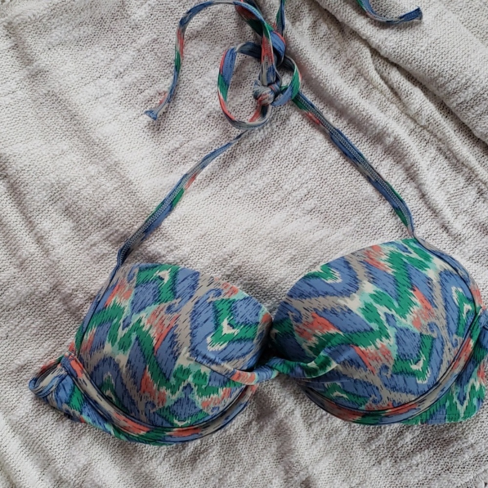 Push Up Swim Top